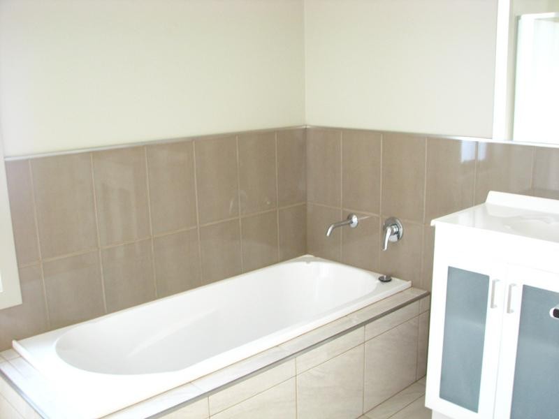 1/16 Tranquil Place, Shearwater TAS 7307