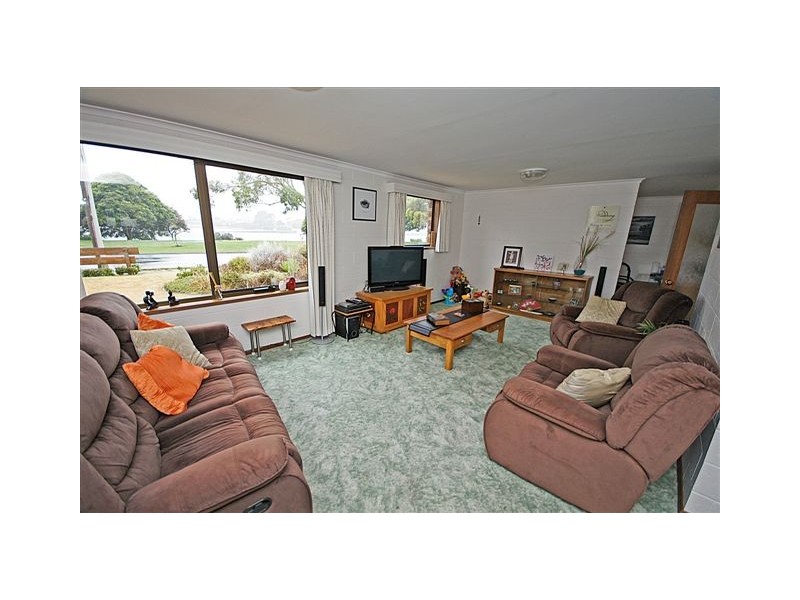 1/17 Victoria Parade, Devonport TAS 7310