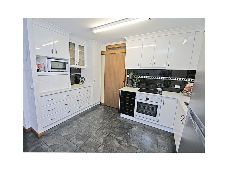 1/17 Victoria Parade, Devonport TAS 7310