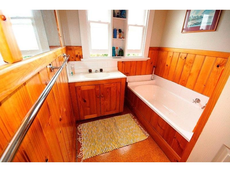 101 James Street, Devonport TAS 7310