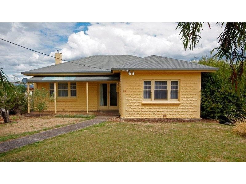 15 Charles Street, Devonport TAS 7310
