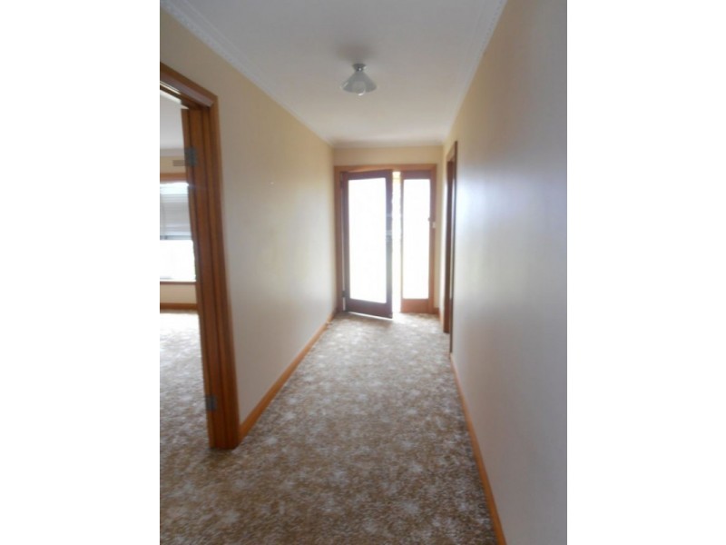 13 Gloucester Avenue, Devonport TAS 7310