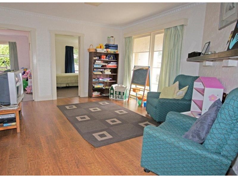 90 Ronald Street, Devonport TAS 7310