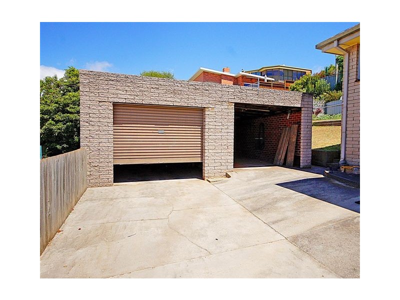 4 Cromwell Crescent, Devonport TAS 7310