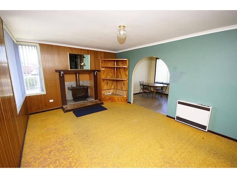 60 Chichester Drive, Devonport TAS 7310