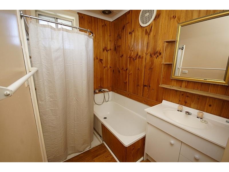 60 Chichester Drive, Devonport TAS 7310