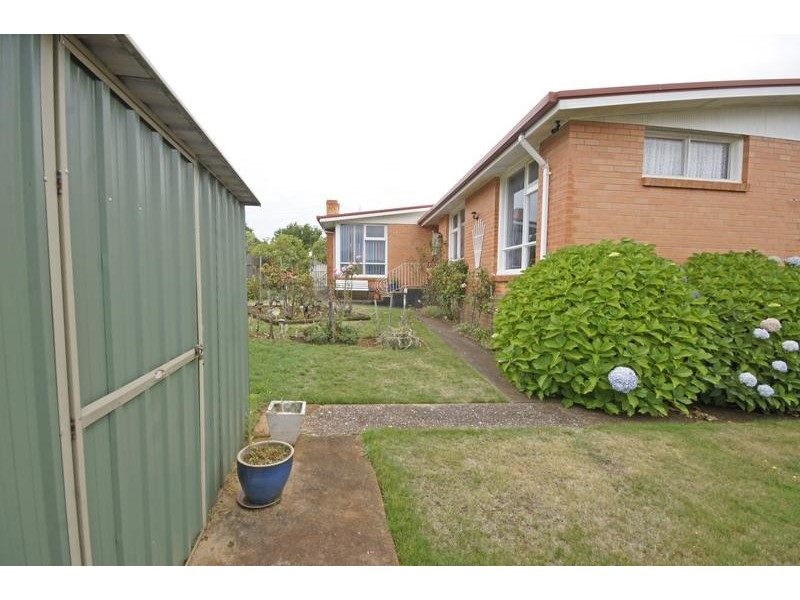 4 Gardenia Grove, Devonport TAS 7310