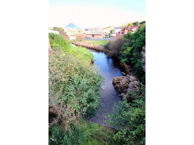 36-43 Main Road, Penguin TAS 7316