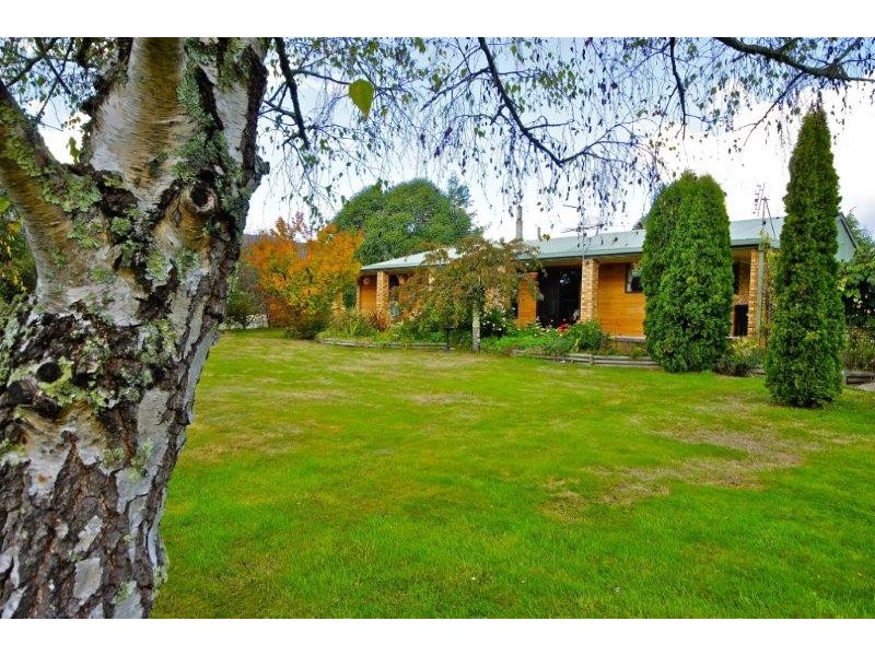 14 Brookland Avenue, Acacia Hills TAS 7306