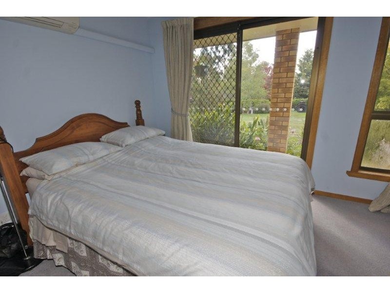 14 Brookland Ave, Acacia Hills TAS 7306
