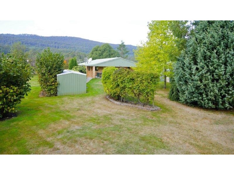 14 Brookland Ave, Acacia Hills TAS 7306
