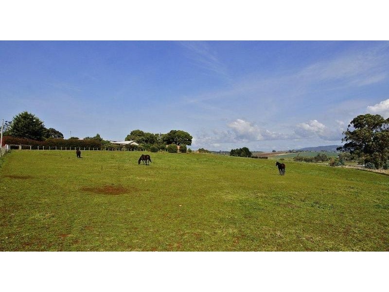 100-112 Torquay Road, East Devonport TAS 7310