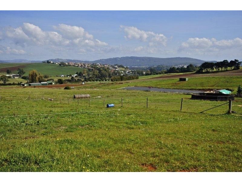 100-112 Torquay Road, East Devonport TAS 7310