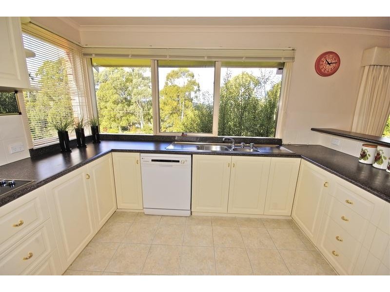 37 Coomera Crescent, Miandetta TAS 7310