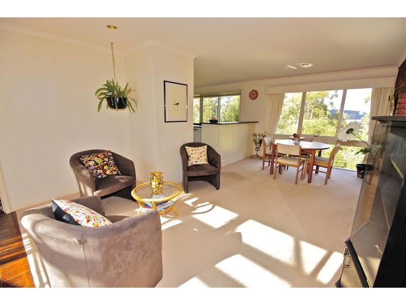 37 Coomera Crescent, Miandetta TAS 7310