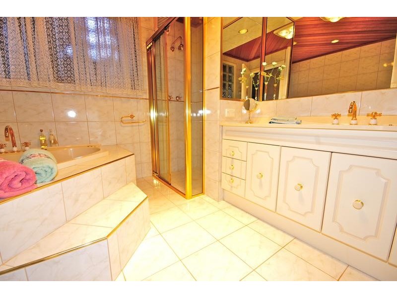 37 Coomera Crescent, Miandetta TAS 7310