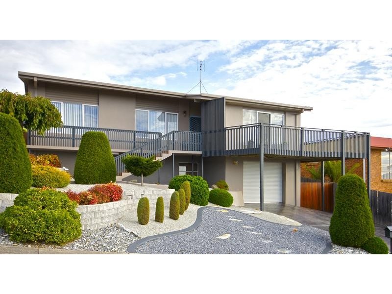 13 Monash Court, Devonport TAS 7310
