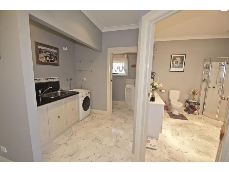1070 Sheffield Rd, Lower Barrington TAS 7306