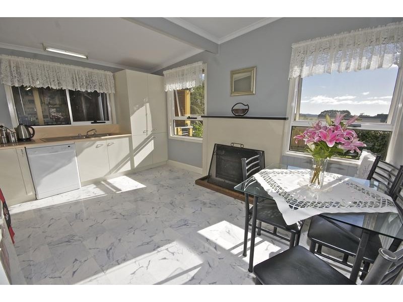 1070 Sheffield Rd, Lower Barrington TAS 7306