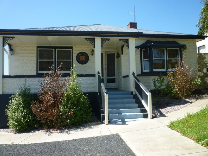 9 Young Street, East Devonport TAS 7310
