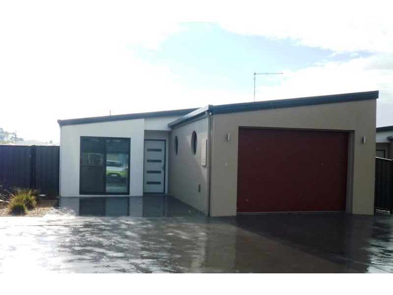 1/14 Tranquil Place, Shearwater TAS 7307