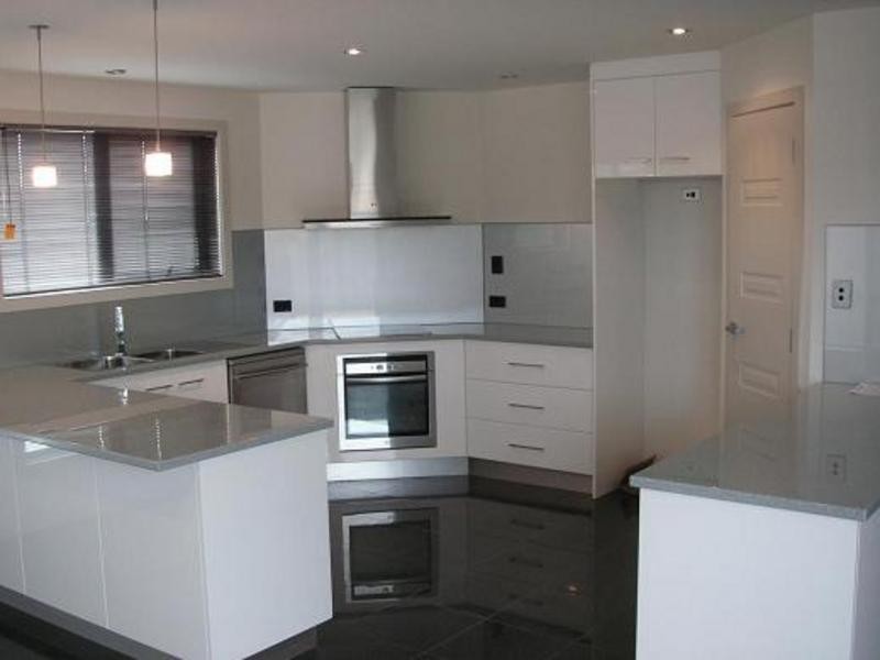 1/14 Tranquil Place, Shearwater TAS 7307