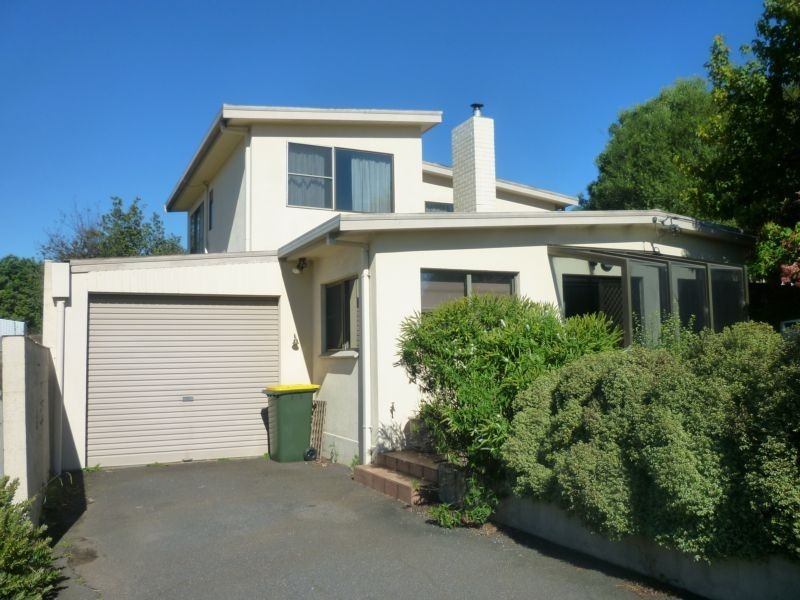 11 Longview Crescent, Devonport TAS 7310