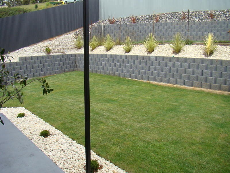 35 McCall Terrace, Devonport TAS 7310