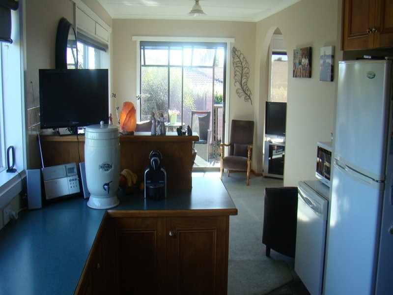 2 Frederick Place, Devonport TAS 7310