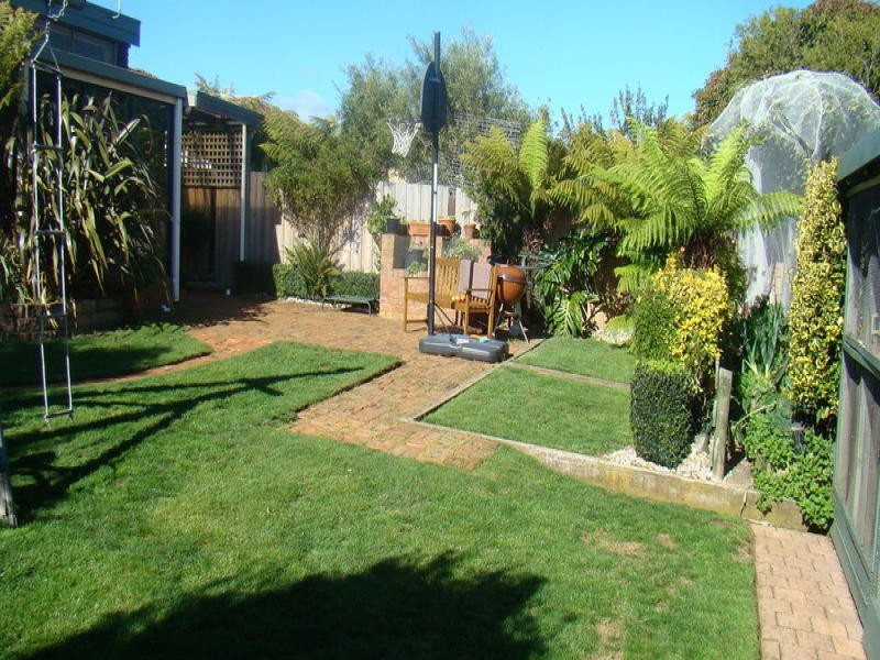 2 Frederick Place, Devonport TAS 7310