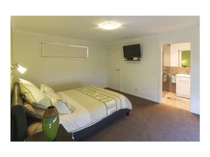 24 Lakeside Drive, Nook, Acacia Hills TAS 7306