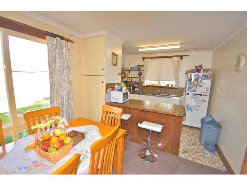 2 Waratah Court, Devonport TAS 7310