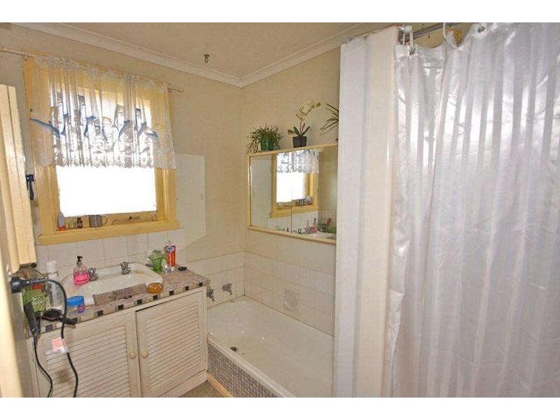 2 Waratah Court, Devonport TAS 7310