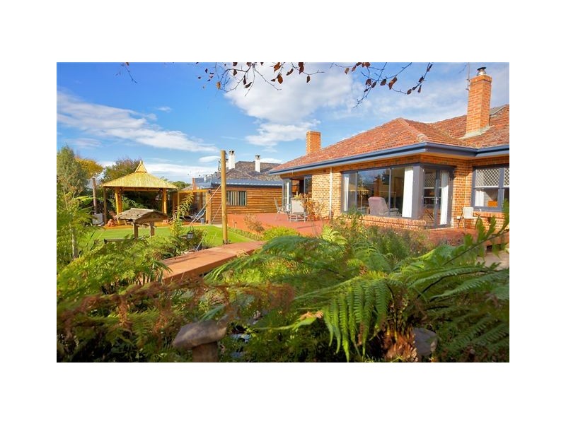 126 Steele Street, Devonport TAS 7310