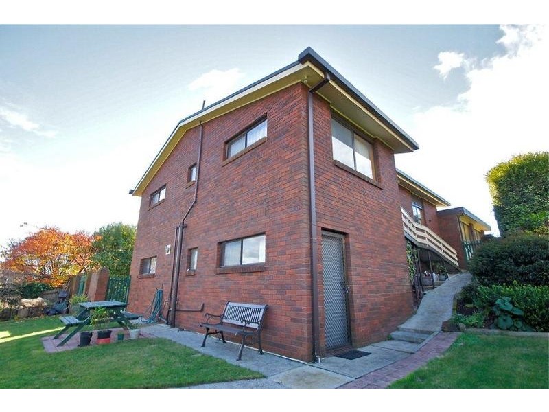 20 Highfield Road, Ambleside TAS 7310