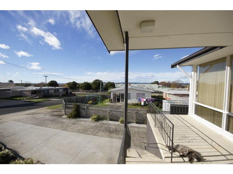 2 Haines Place, Devonport TAS 7310