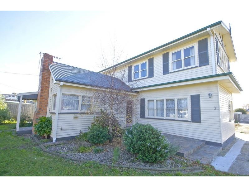 9 Waniora Street, Devonport TAS 7310