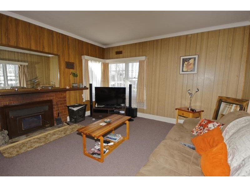 9 Waniora Street, Devonport TAS 7310