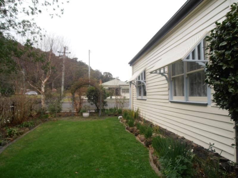 17 Twiss Street, Latrobe TAS 7307