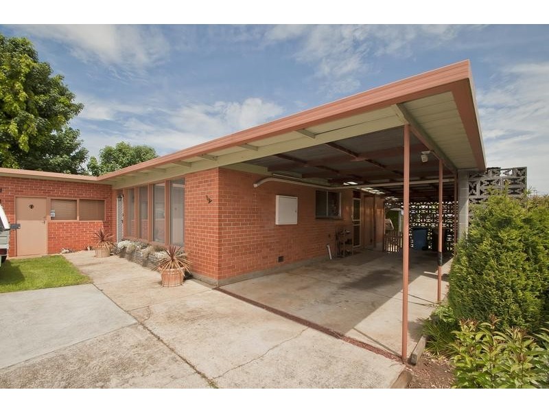 4 Mungala Crescent, Miandetta TAS 7310