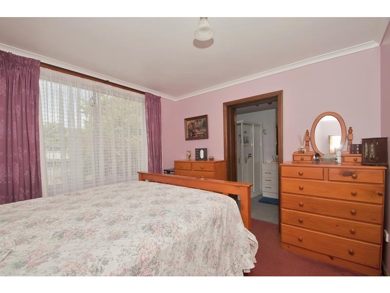 4 Mungala Crescent, Miandetta TAS 7310