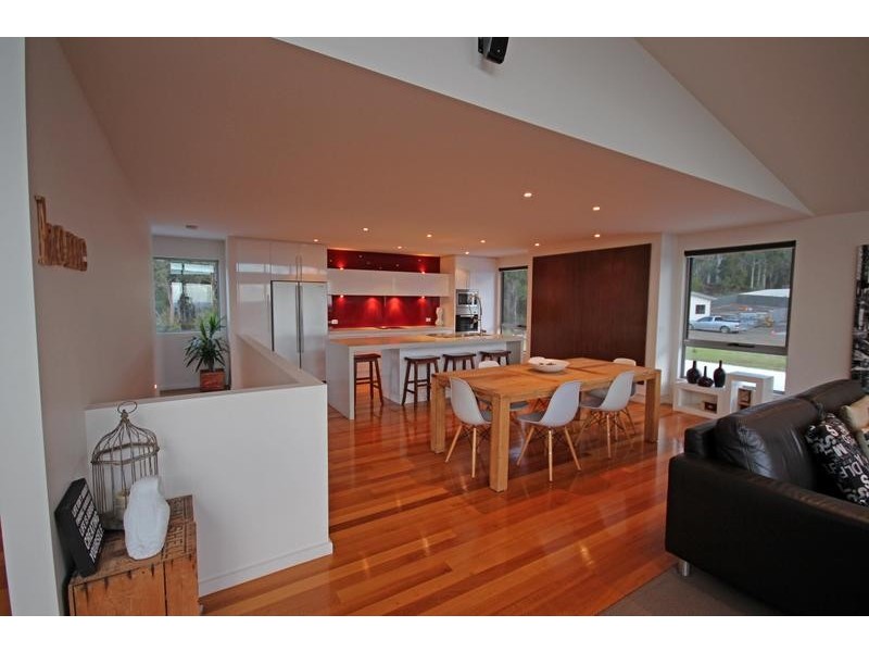 12 Leary Avenue, Devonport TAS 7310