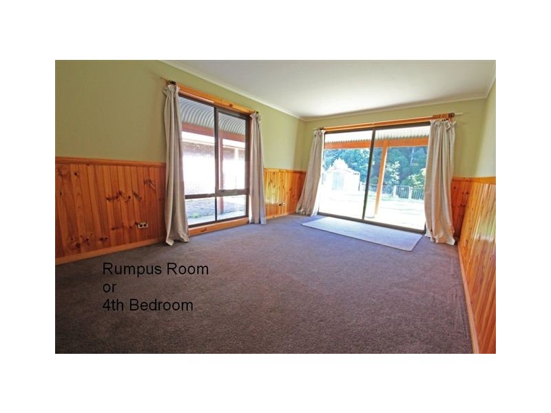 16 Winifred Avenue, Acacia Hills TAS 7306