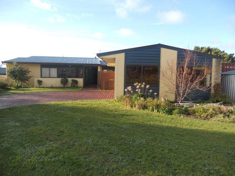 1 Brandsema Street, Turners Beach TAS 7315