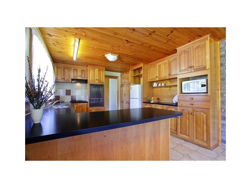 16 Winifred Avenue, Acacia Hills TAS 7306