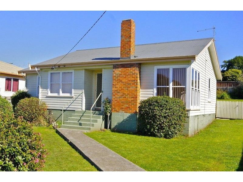 61 Ronald Street, Devonport TAS 7310