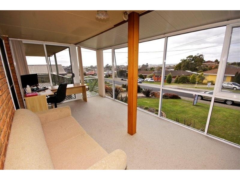 32 Frond Place, Devonport TAS 7310