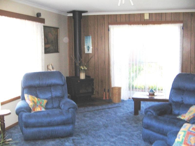 52 John, East Devonport TAS 7310