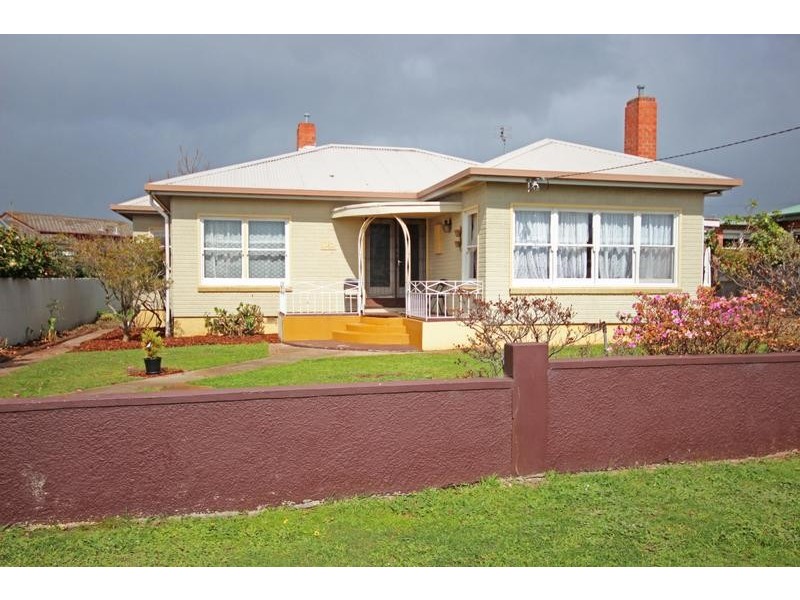 165 Madden Street, Devonport TAS 7310