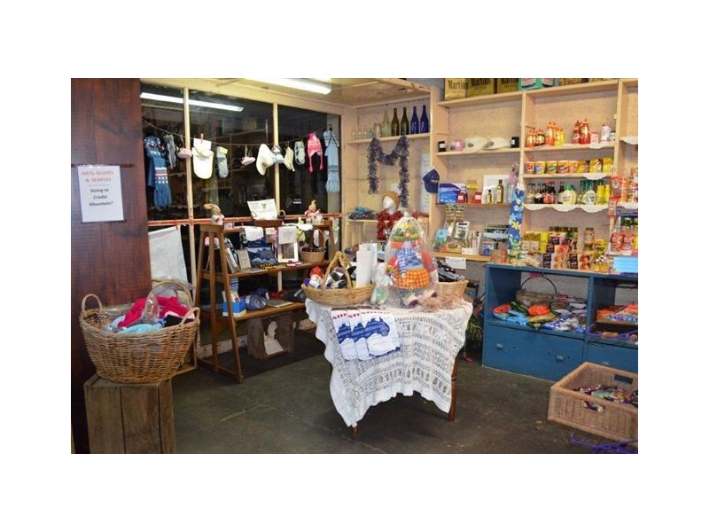 64 Main Street, Wilmot TAS 7310